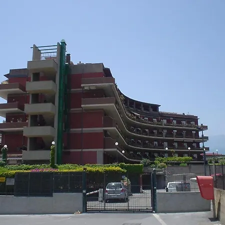 Siciliana House Apartment Giardini Naxos